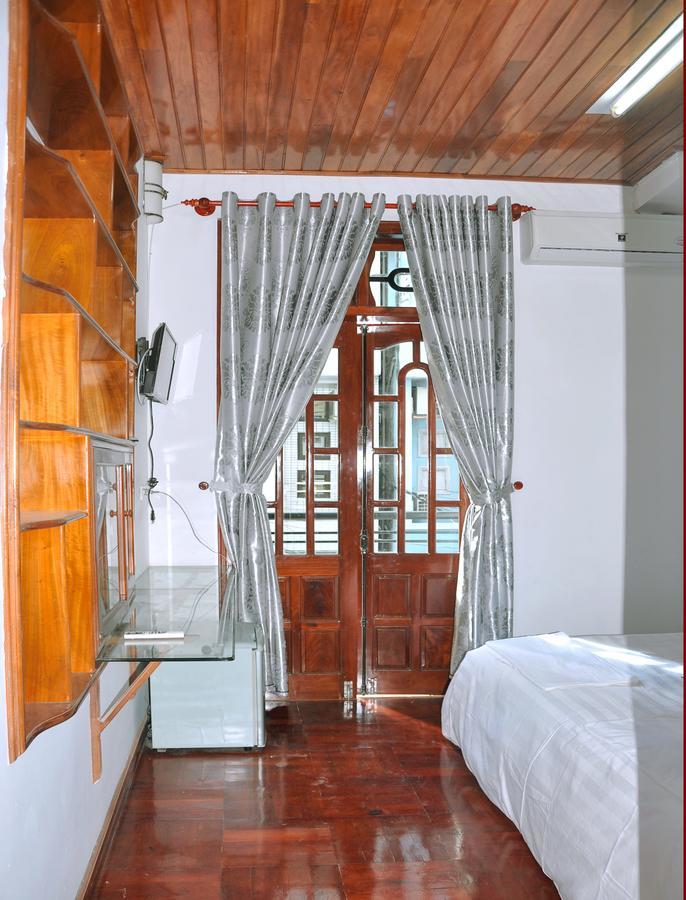 Ngoc Tung Mini Hotel Hue Exteriör bild
