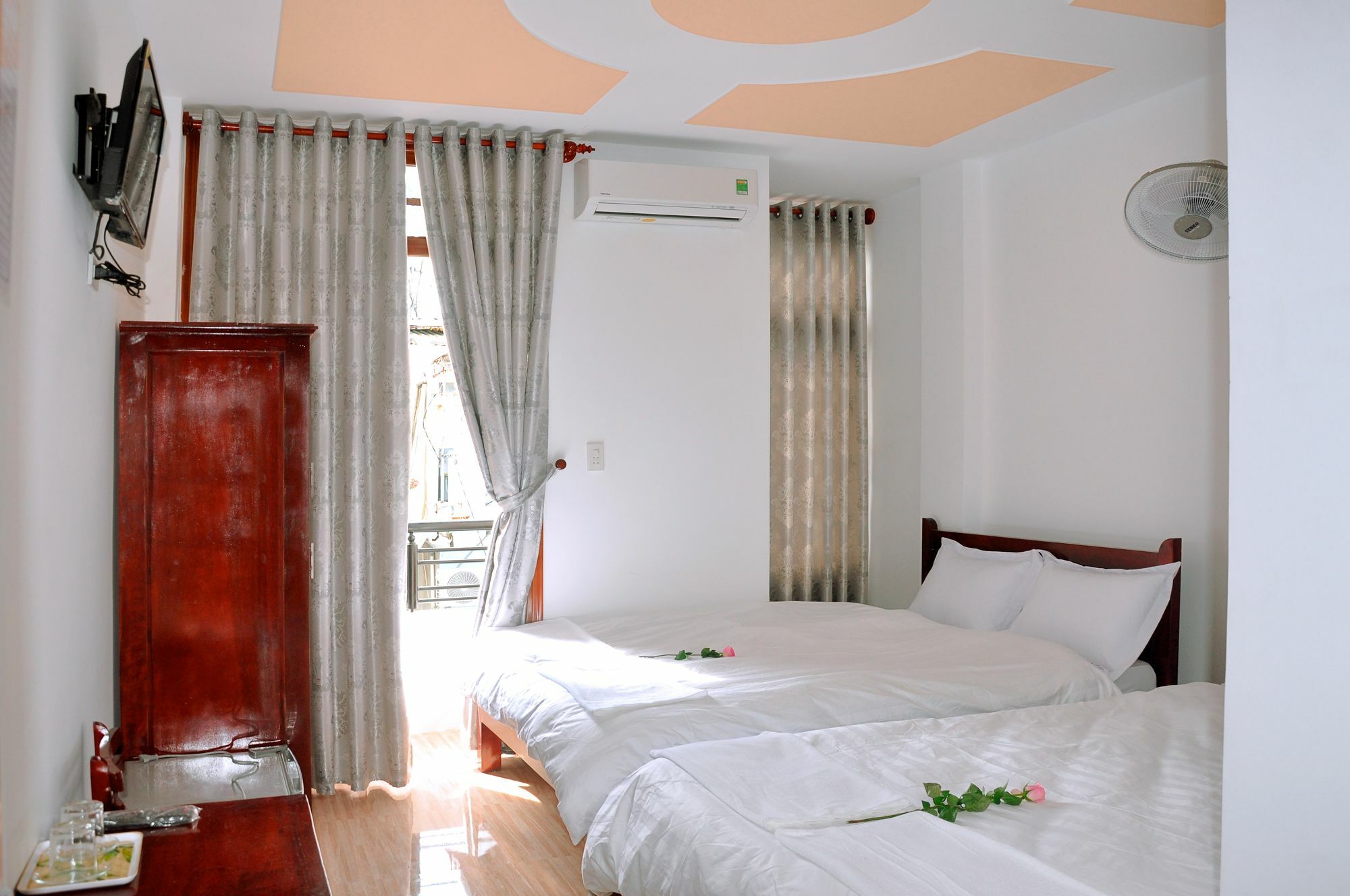 Ngoc Tung Mini Hotel Hue Exteriör bild